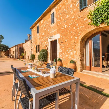 8 Person In Manacor (Mallorca)